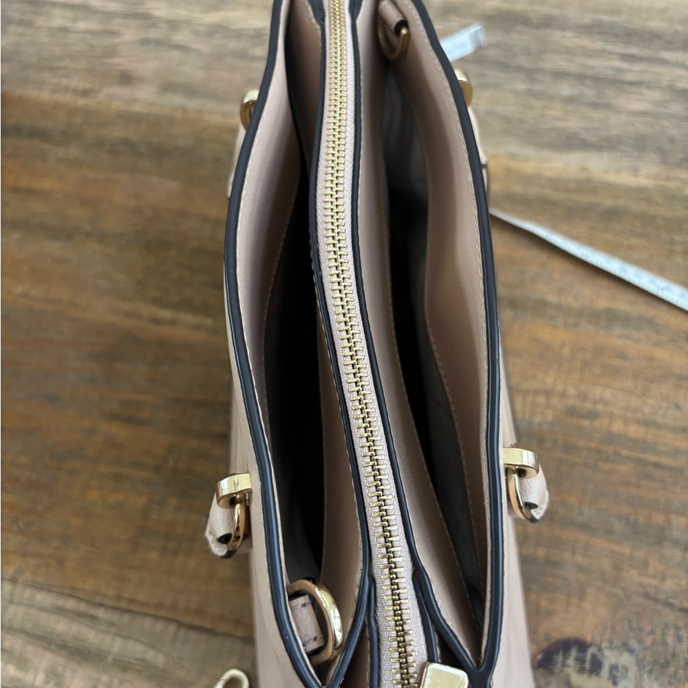 Michael Kors Tan Leather Handbag - Picture 10 of 17